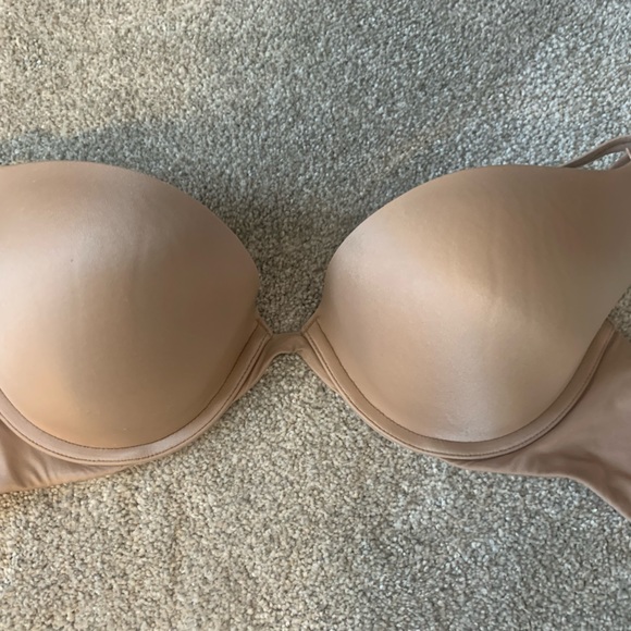 Victoria’s Secret Convertible Very Sexy Push up bra 38B beige. Padding removed - Picture 2 of 5